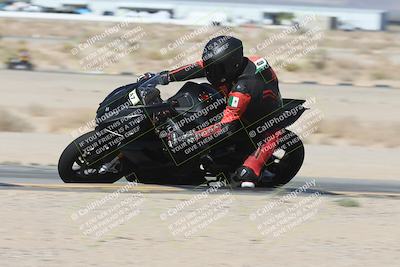 media/Oct-02-2025-Racers Edge (Thu) [[2c91cb6ab3]]/2-A Group/Session 2-Turn 9 Inside (1030am)/